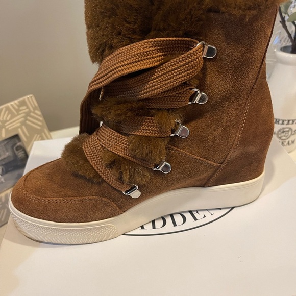 STEVE MADDEN NIB BOOTS SIZE 7 - Picture 5 of 5